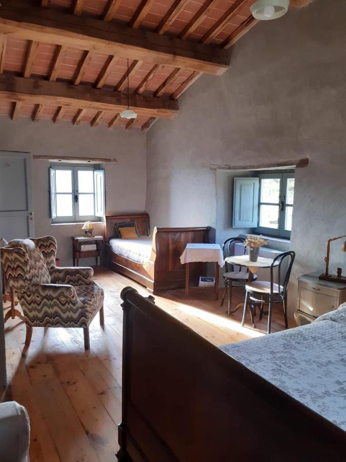 Borgo Cardaneto Bed & Breakfast Montone  Exterior photo