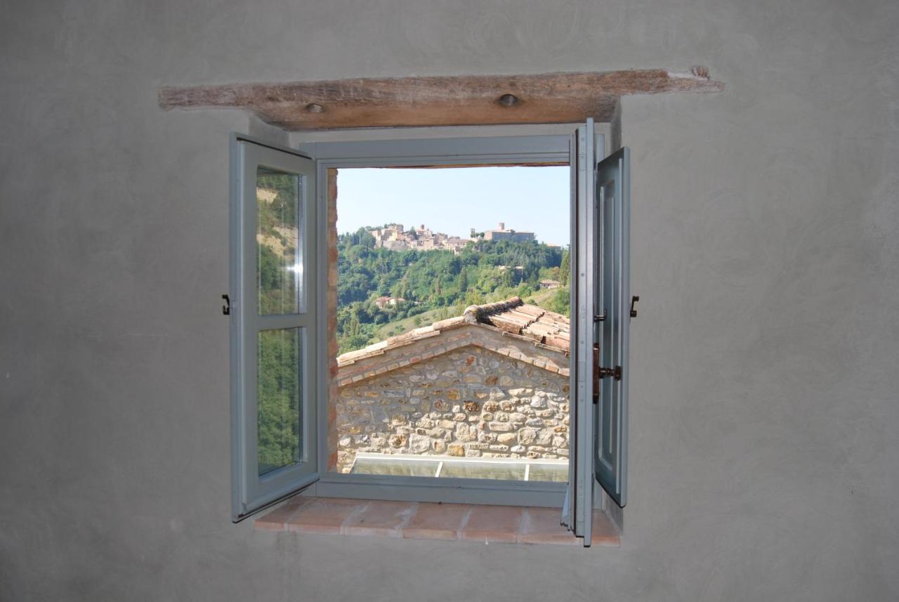 Borgo Cardaneto Bed & Breakfast Montone  Exterior photo
