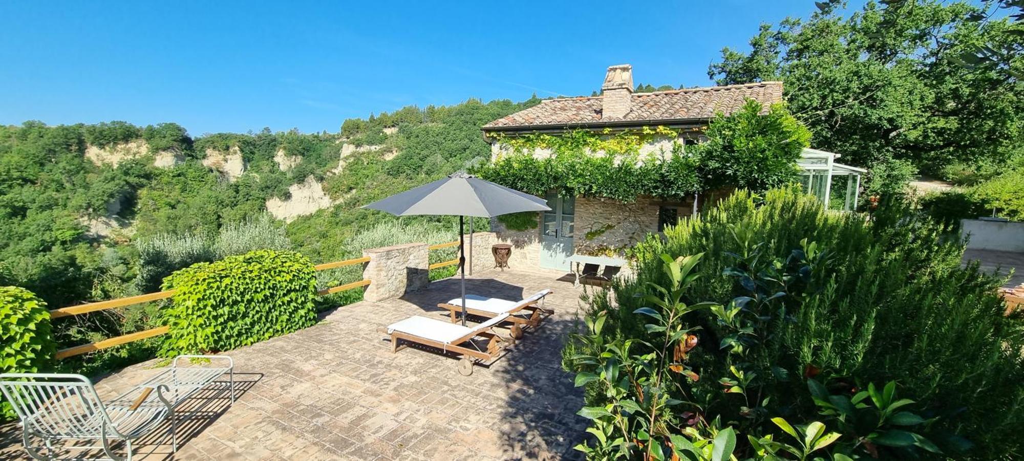 Borgo Cardaneto Bed & Breakfast Montone  Exterior photo